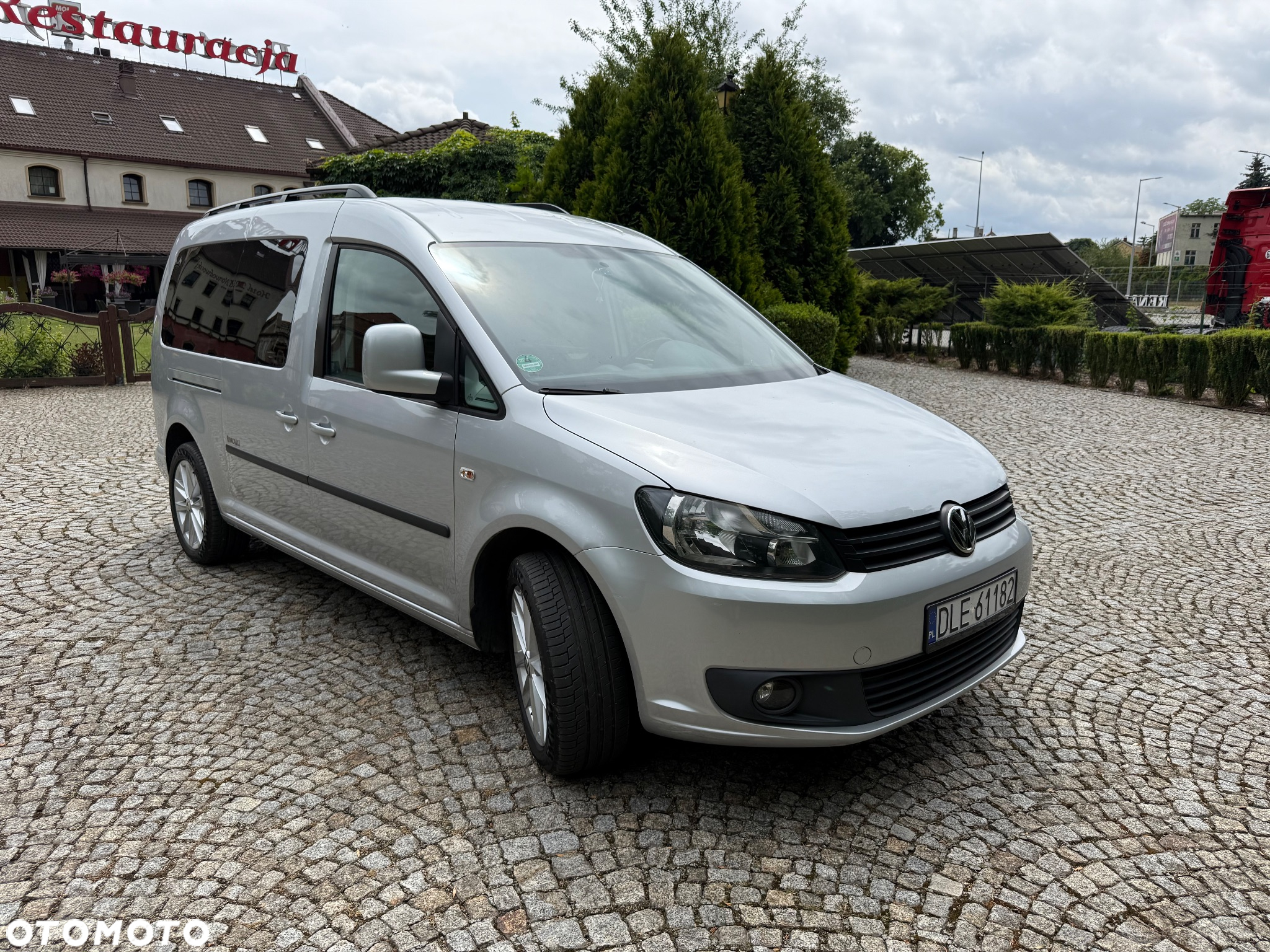 Volkswagen Caddy Maxi 2.0 TDI Comfortline - 2