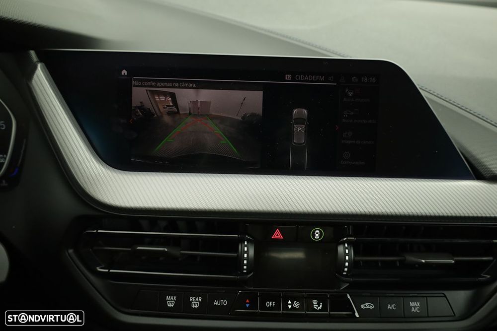 BMW 116 d Pack Desportivo M Auto - 12