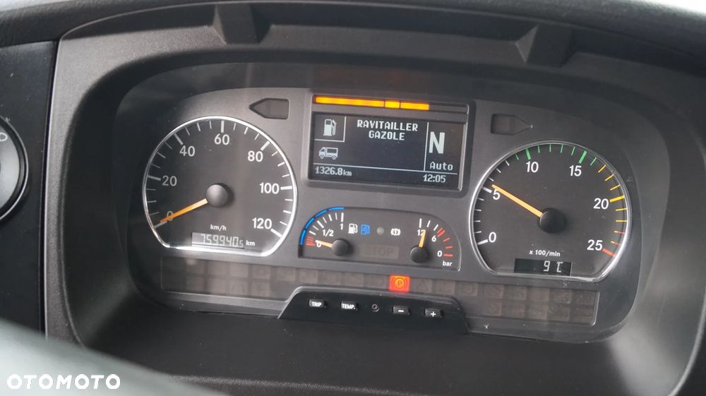 Mercedes-Benz Axor - 14