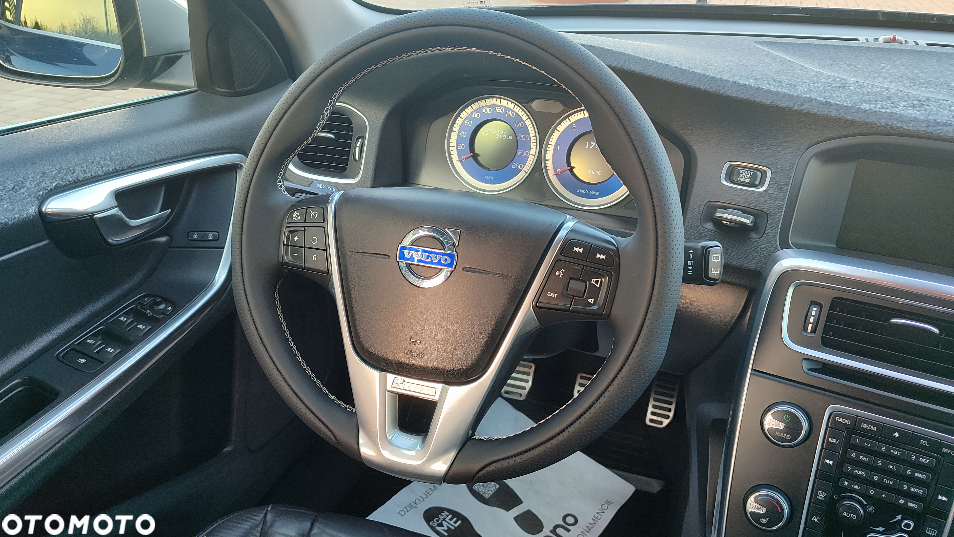 Volvo V60 D3 R-Design - 23