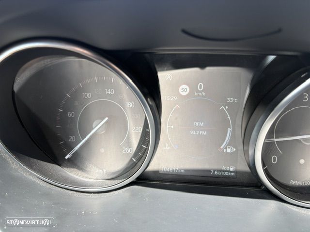 Jaguar E-Pace D150 - 3