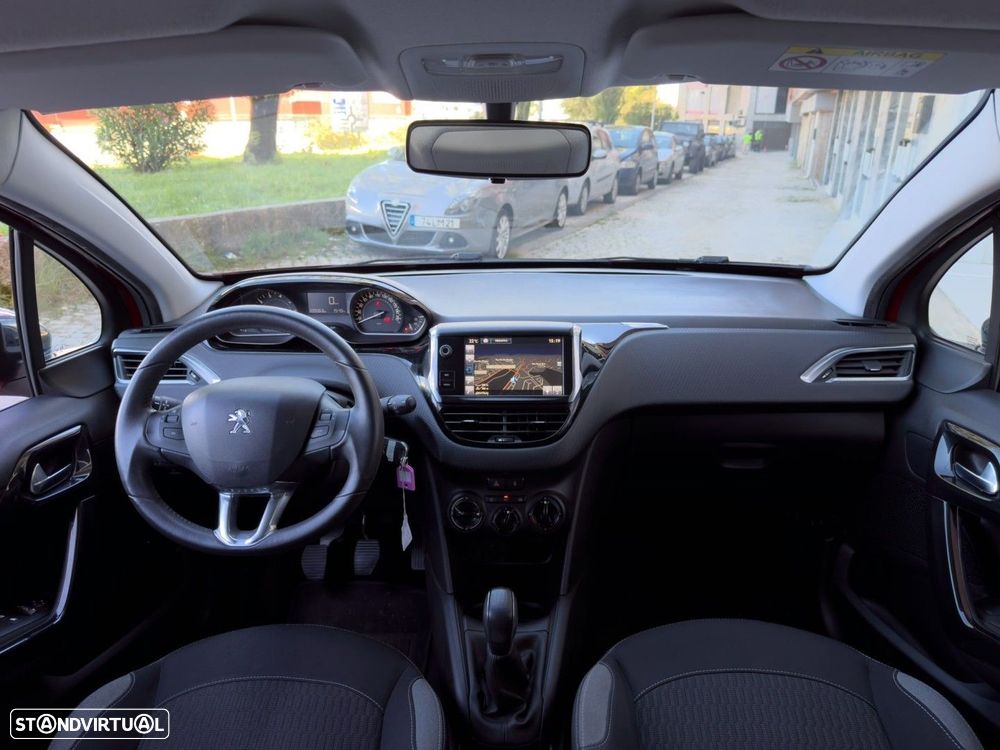 Peugeot 208 1.2 PureTech Style - 5