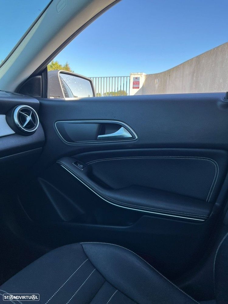 Mercedes-Benz CLA 200 d Shooting Brake - 29