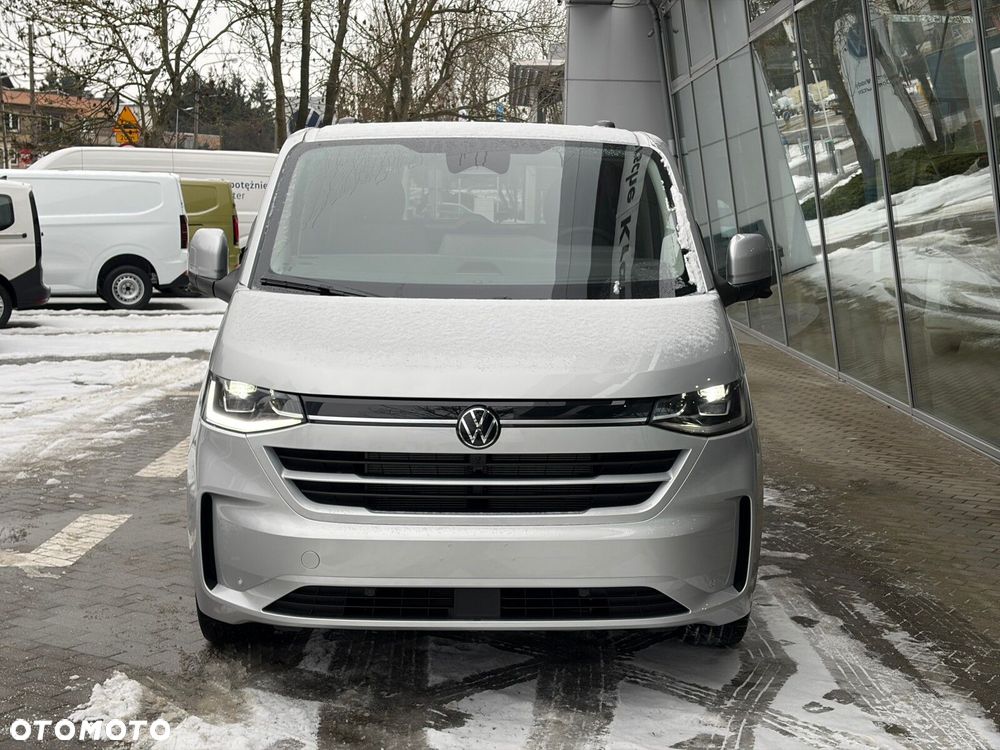 Volkswagen Nowa Caravelle Caravelle Style silnik: 2,0 l TDI 170 KM / skrzynia biegów: 8-biegowa automatyczna rozstaw osi: 3500 mm - 3
