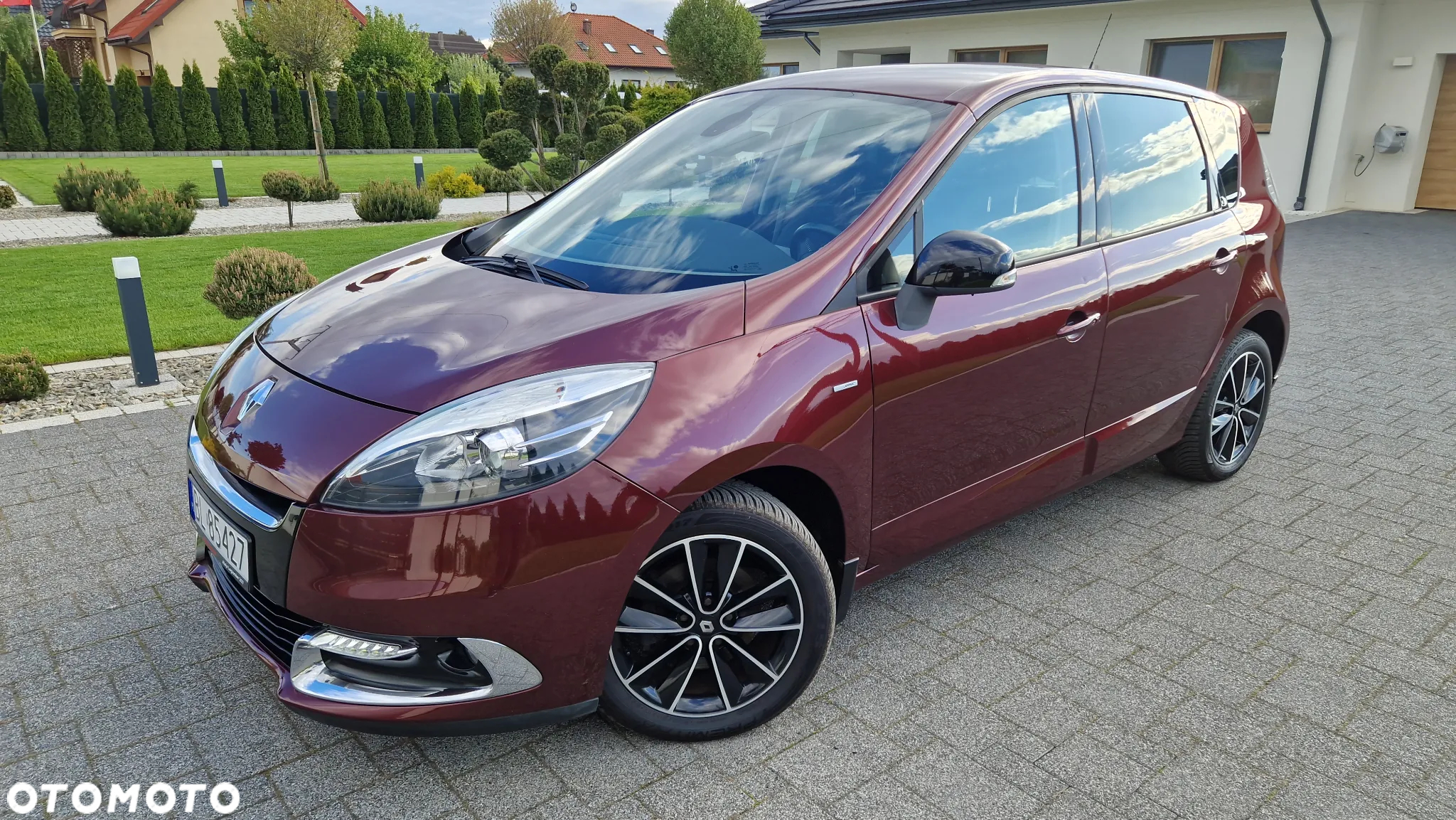 Renault Scenic ENERGY TCe 115 Bose Edition - 25