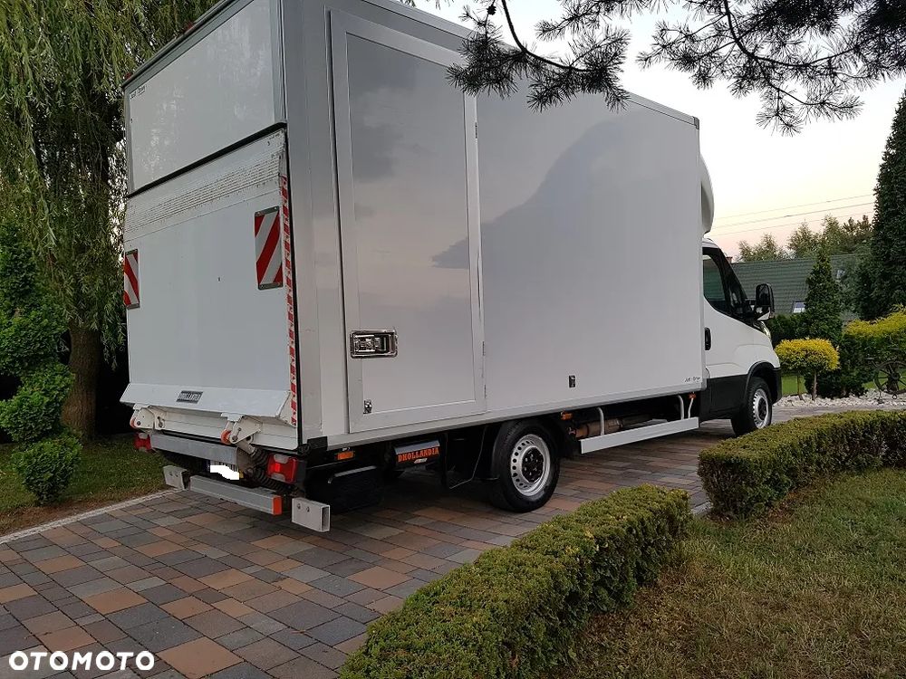 Iveco DAILY - 8