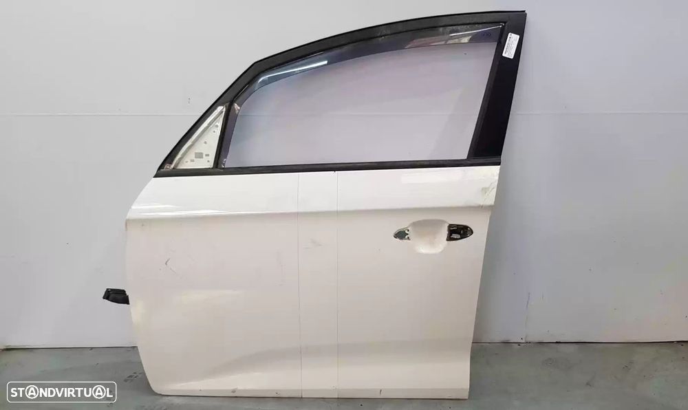 PORTA FRONTAL ESQUERDA KIA CARENS IV 2017 -76003A4000 - 4