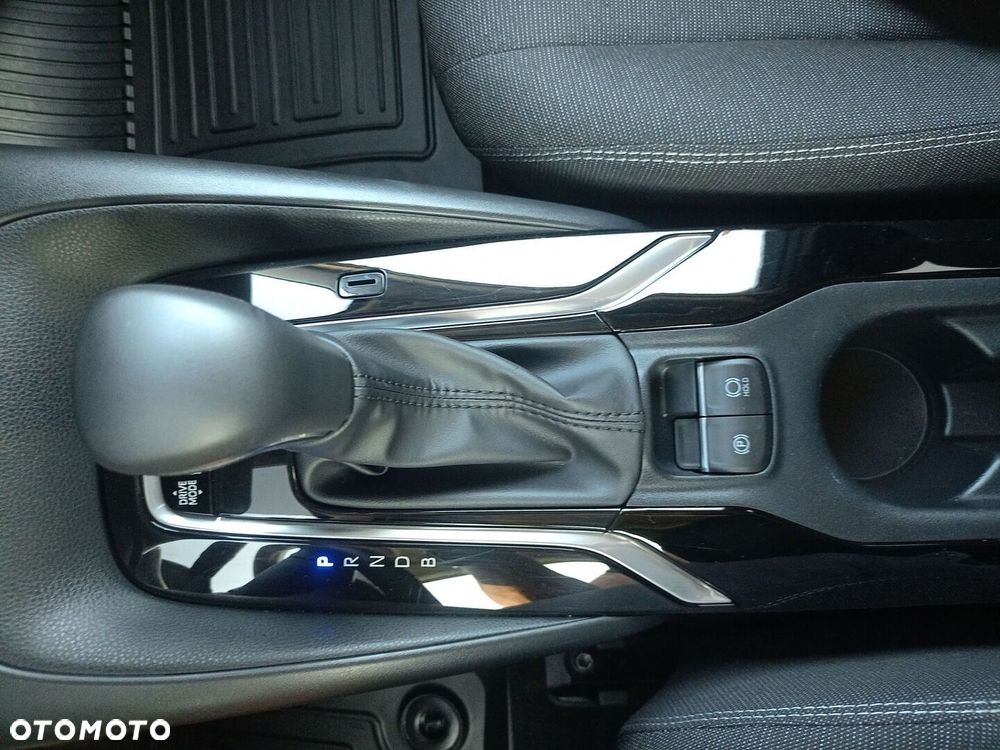 Toyota Corolla 1.8 Hybrid Style - 17