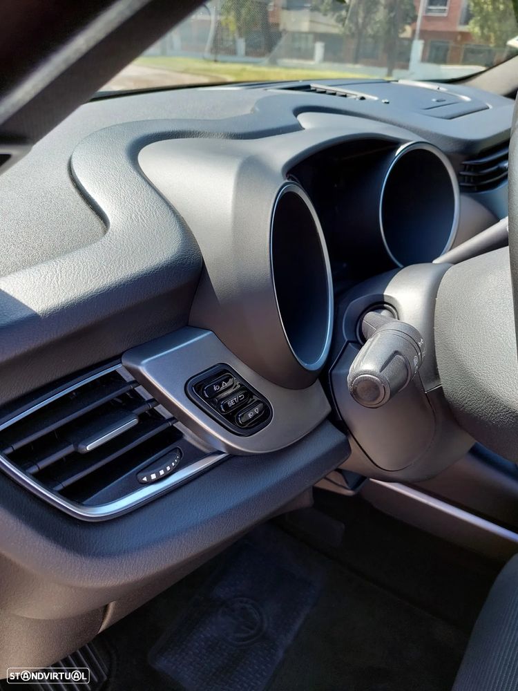 Alfa Romeo Giulietta 1.6 JTDM Veloce - 24