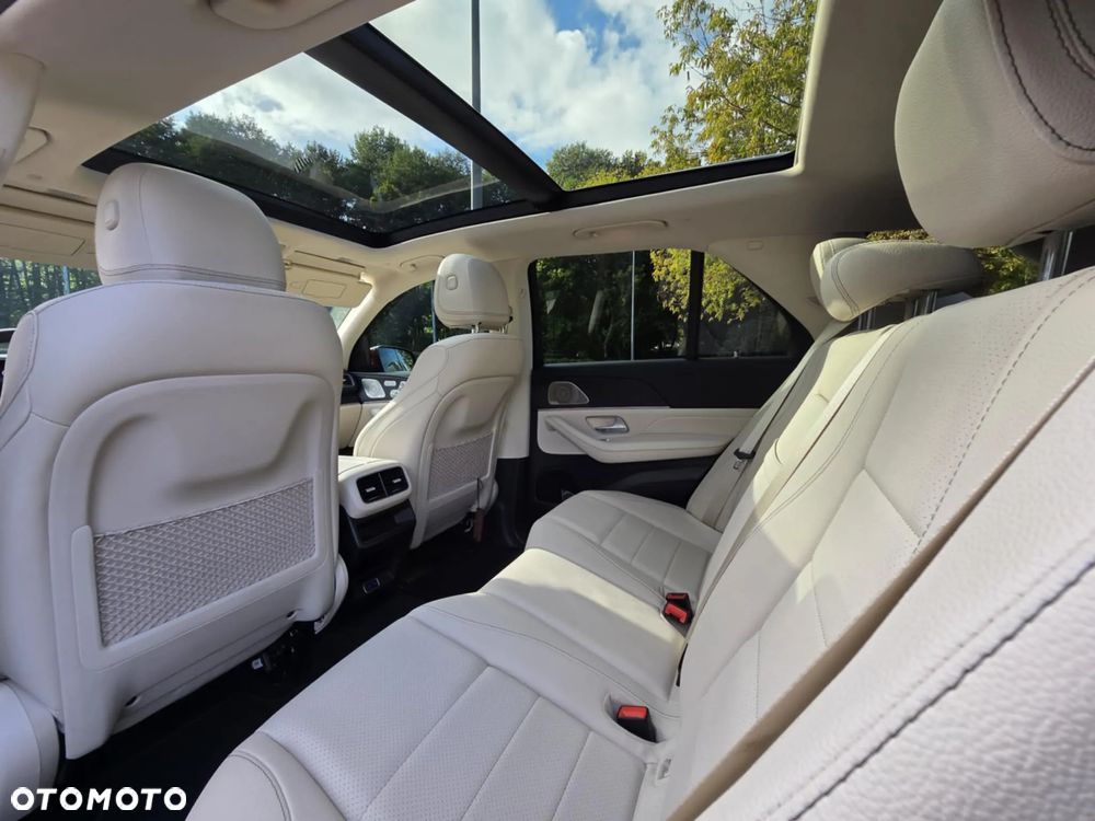 Mercedes-Benz GLE - 12