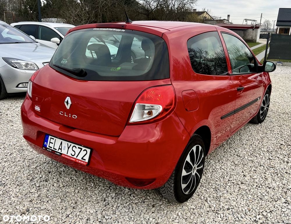 Renault Clio 1.2 16V 75 Dynamique - 17