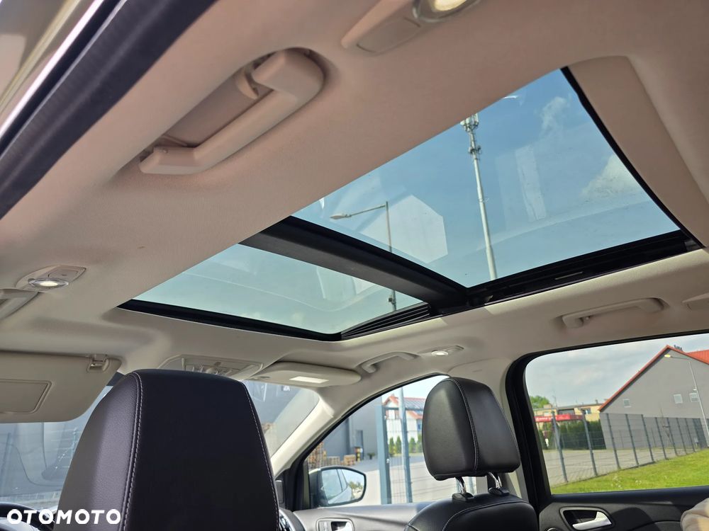 Ford Kuga 2.0 TDCi 4x4 Titanium - 5