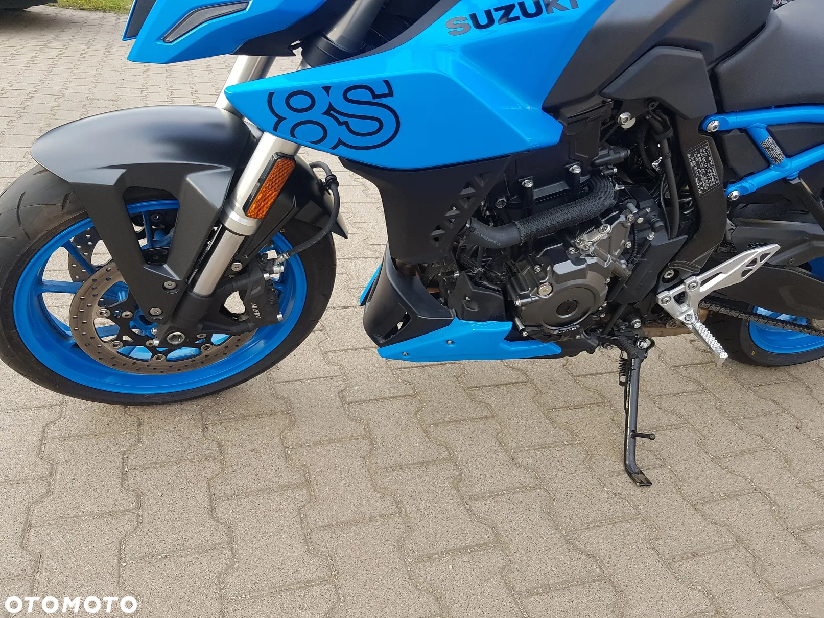 Suzuki GSX - 7