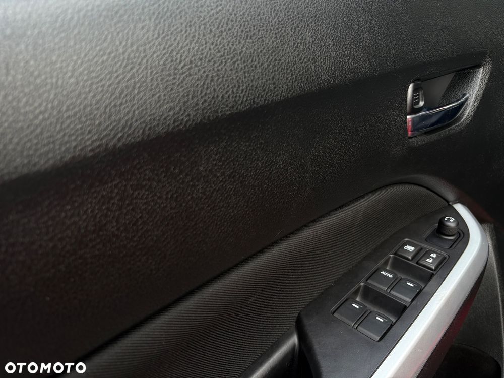 Suzuki Vitara - 18