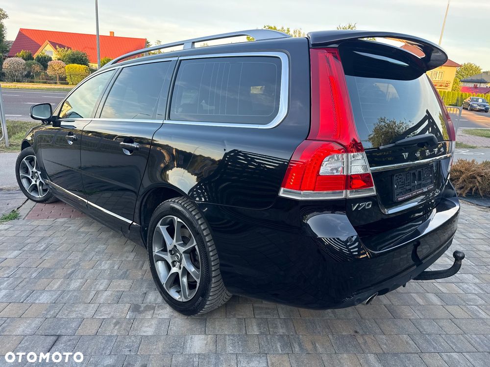 Volvo V70 D5 AWD Geartronic Momentum - 32