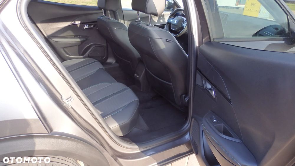 Peugeot 2008 1.5 BlueHDi Allure Pack S&S EAT8 - 15