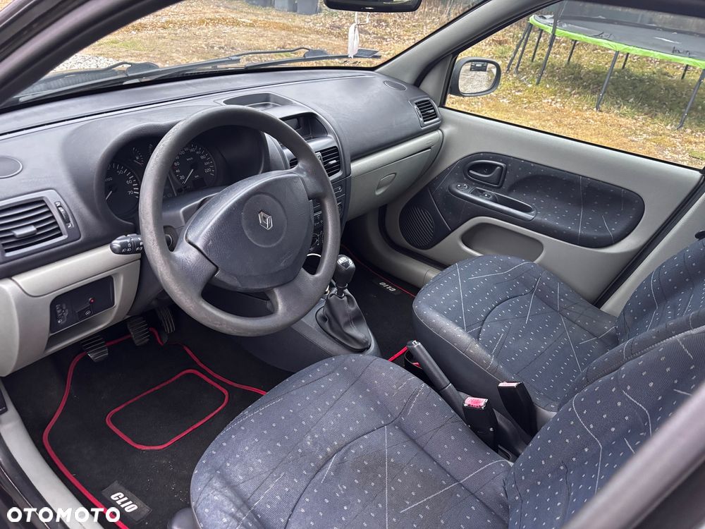 Renault Clio - 7