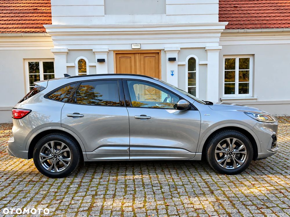 Ford Kuga - 10