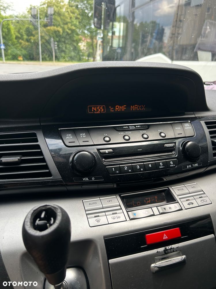 Honda FR-V 2.0 Comfort - 29