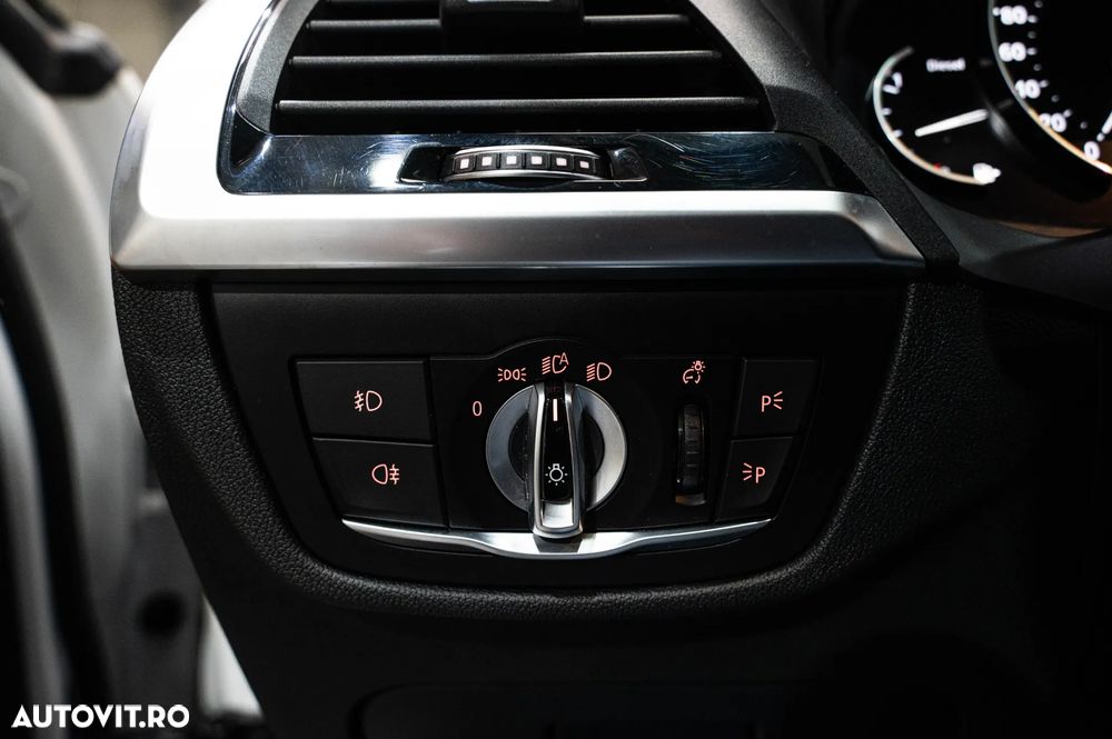 BMW X3 xDrive20d Aut. xLine - 24