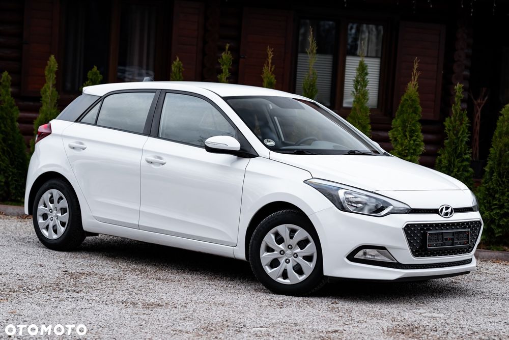 Hyundai i20 1.2 - 6