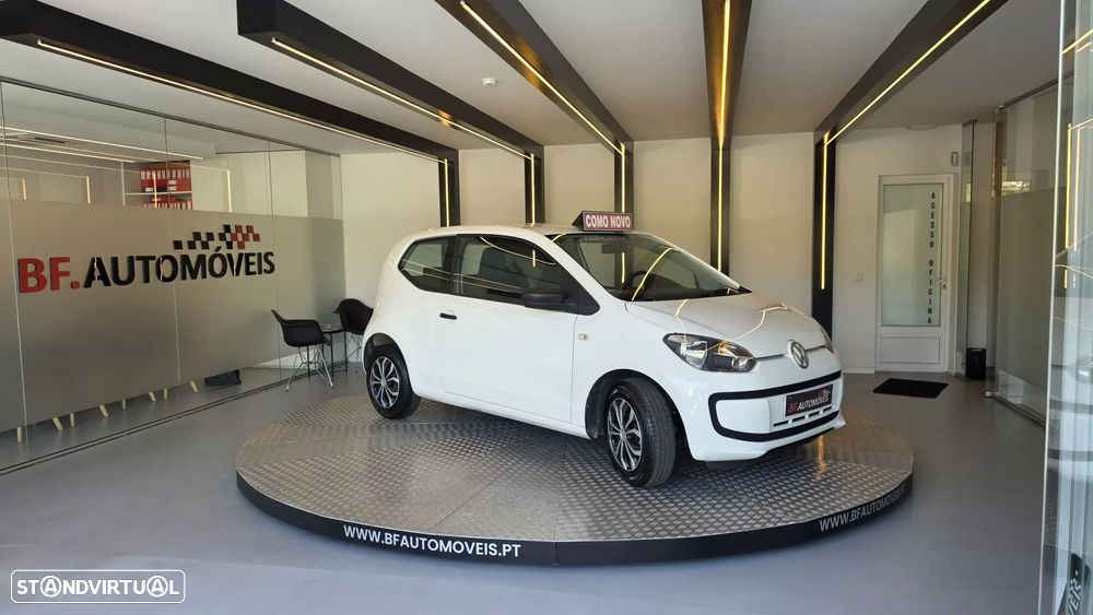 VW Up! white - 6