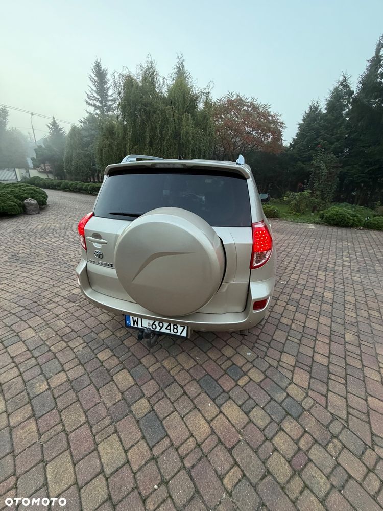 Toyota Rav4 2008 photo 3