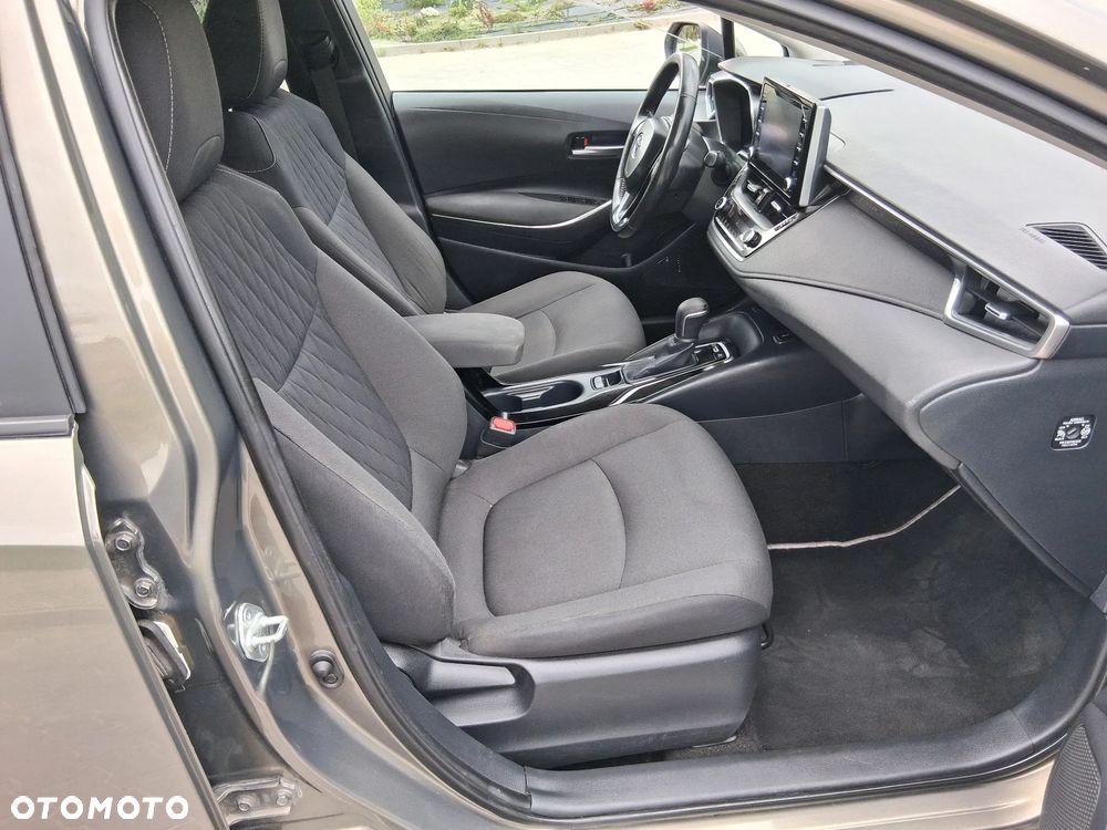Toyota Corolla 1.8 Hybrid Comfort - 9