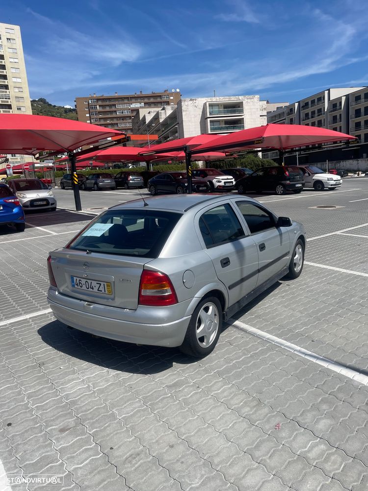 Opel Astra - 3