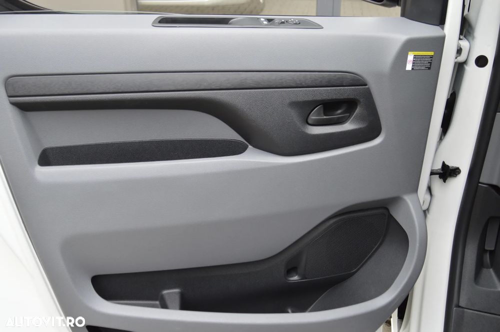 Peugeot E-Expert L3H1 50KW - 22