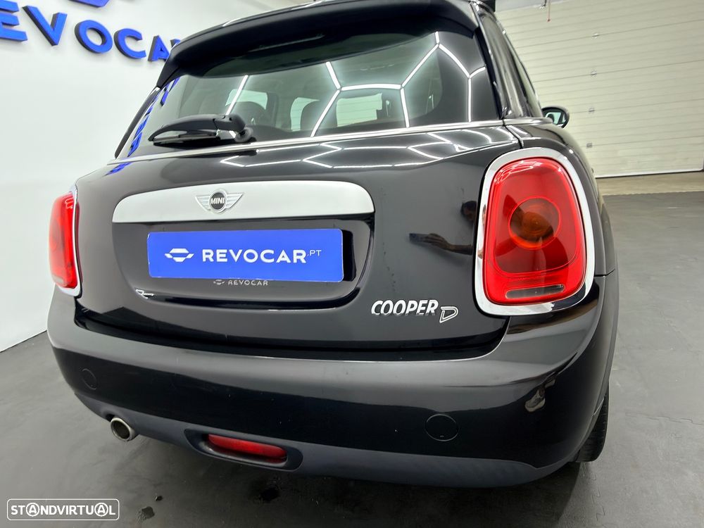 MINI 5 Portas Cooper D - 11