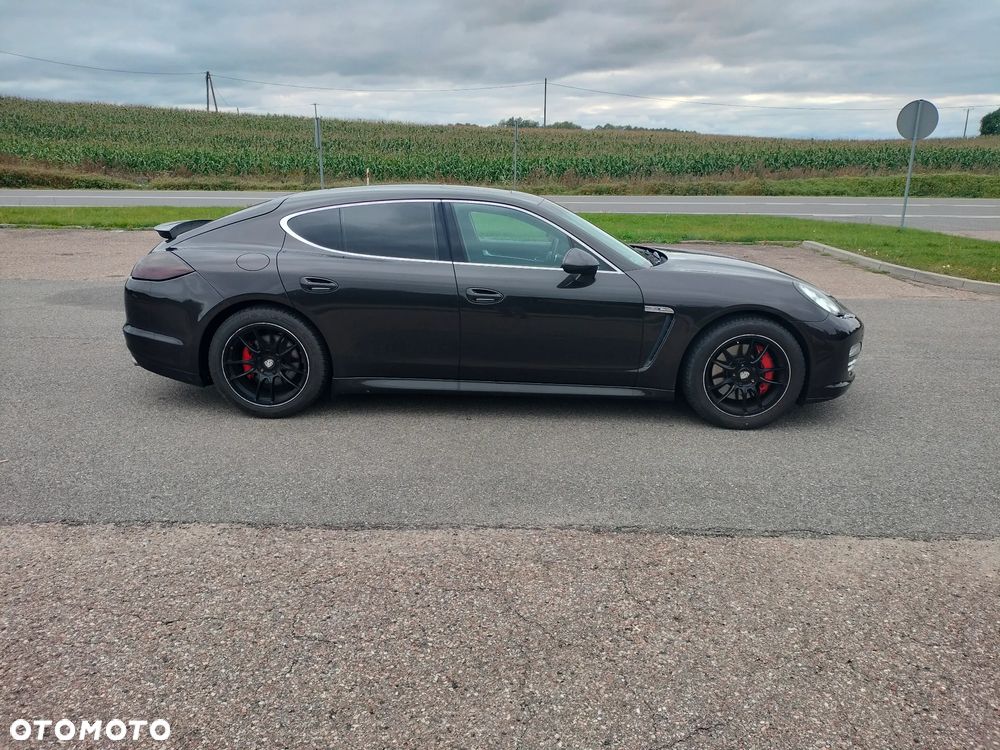 Porsche Panamera 4S - 2