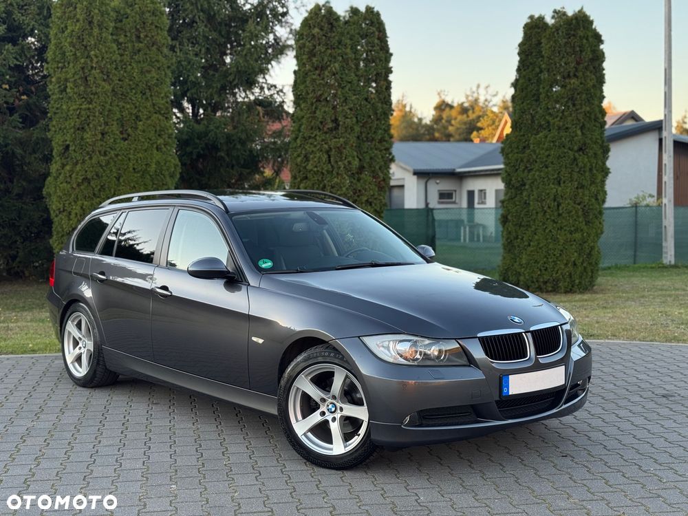 BMW Seria 3 318i - 15