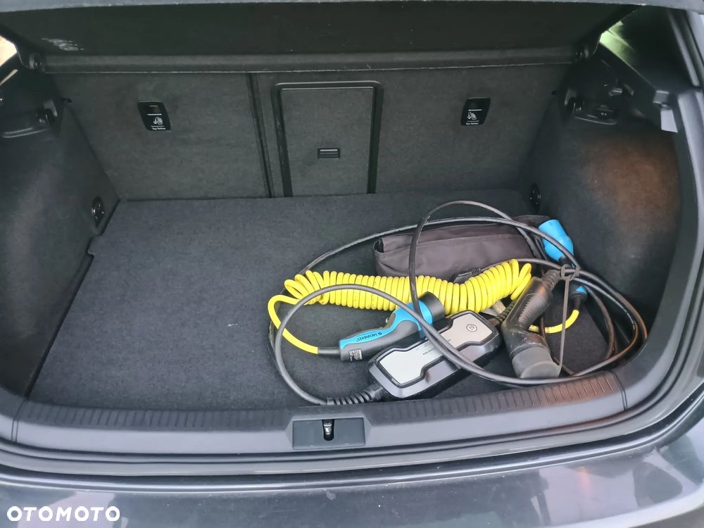 Volkswagen Golf 1.4 GTE Plug-In-Hybrid DSG - 13