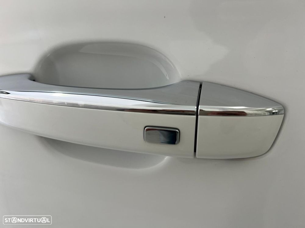 MG ZS EV 72.6 kWh Luxury - 43