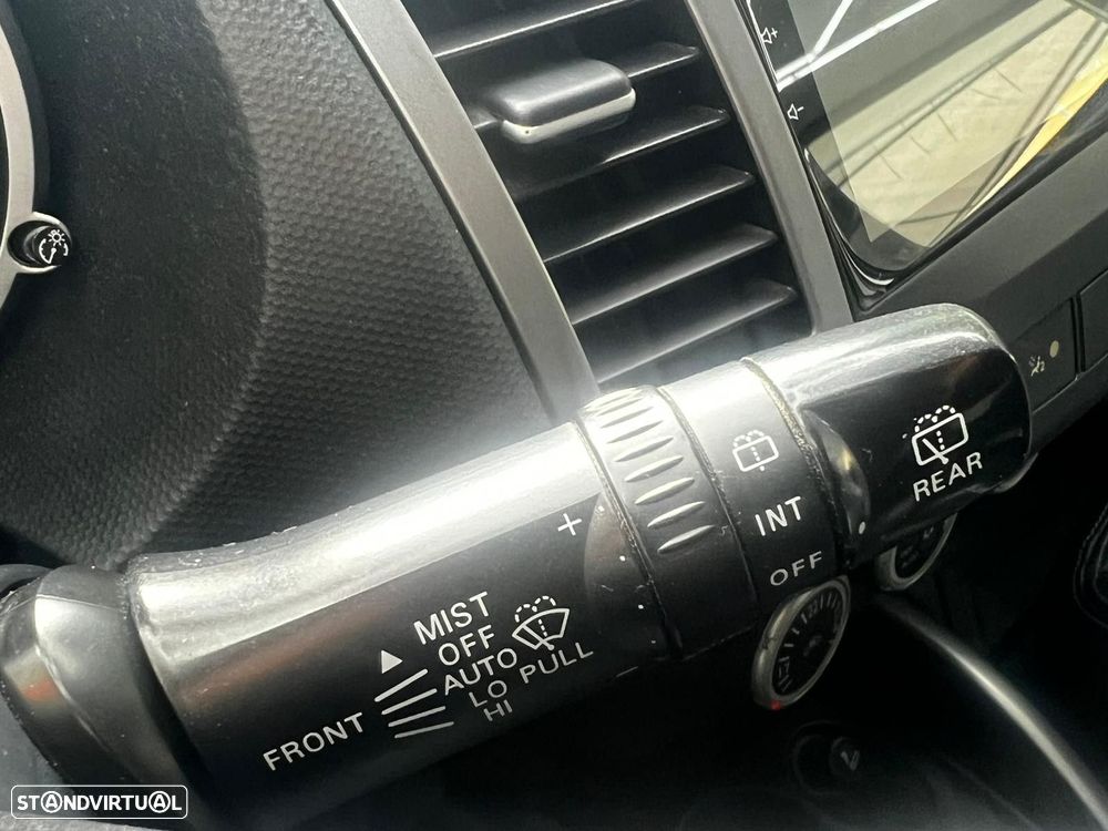 Mitsubishi Outlander 2.0 DI-D Intense 4WD - 31