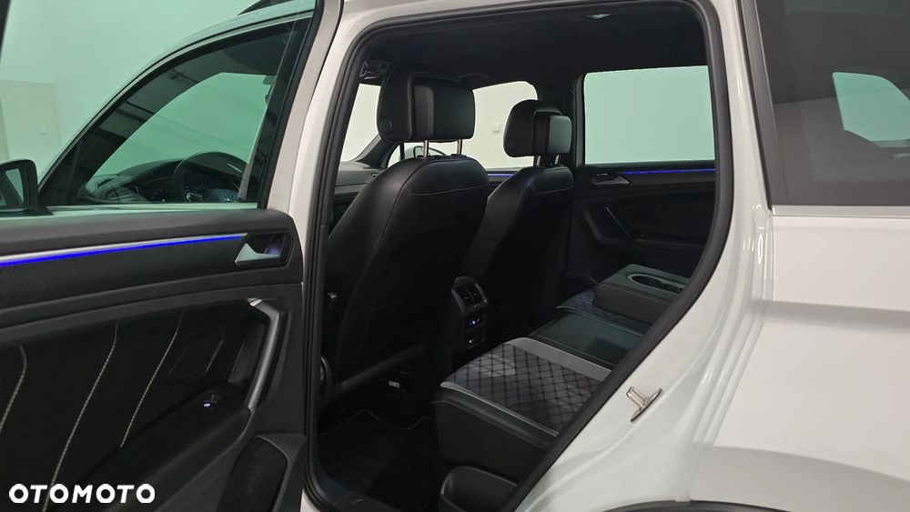 Volkswagen Tiguan - 8