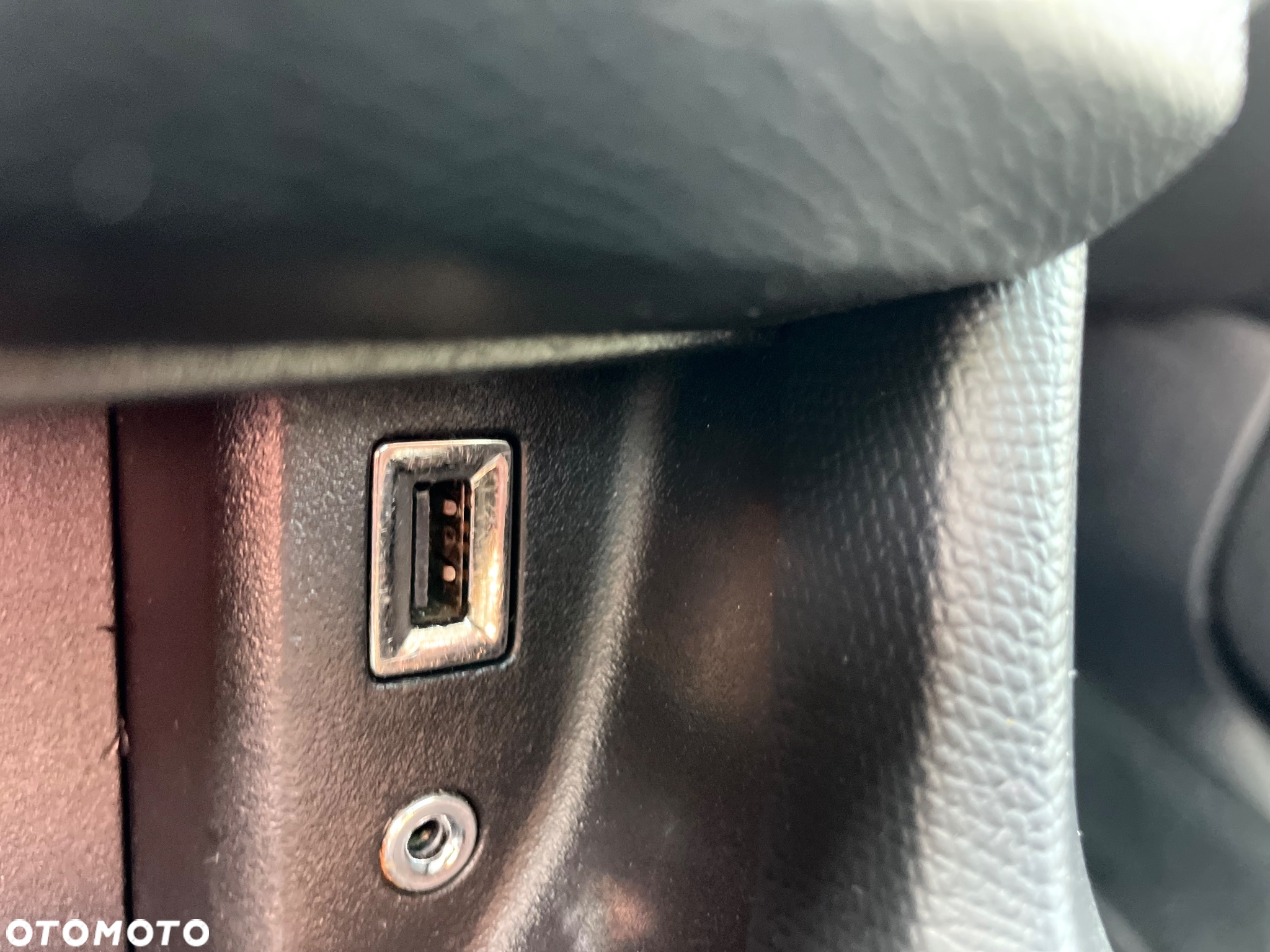 Peugeot 308 125 THP Allure - 24