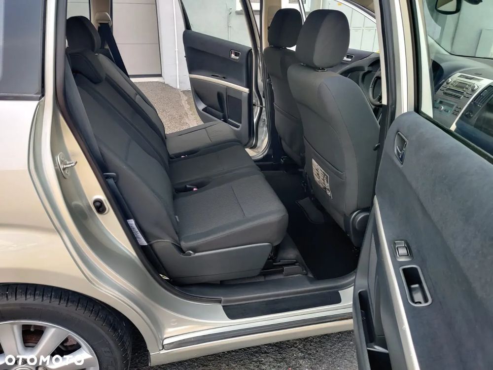 Toyota Corolla Verso 1.6 Sol - 29