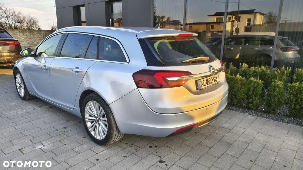 Opel Insignia - 12