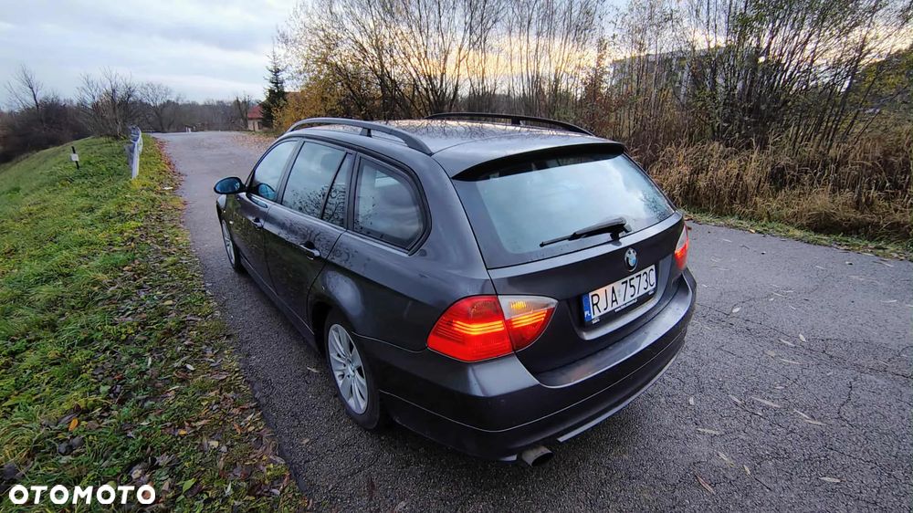 BMW Seria 3 - 5