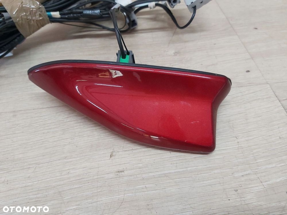 Toyota Prius IV 1,8 xw50 antena dachowa płetwa rekin wzmacniacz - 3