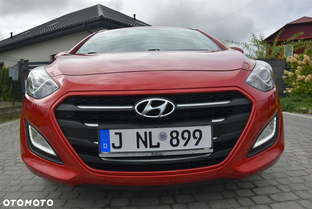 Hyundai i30 blue 1.4 Trend - 6