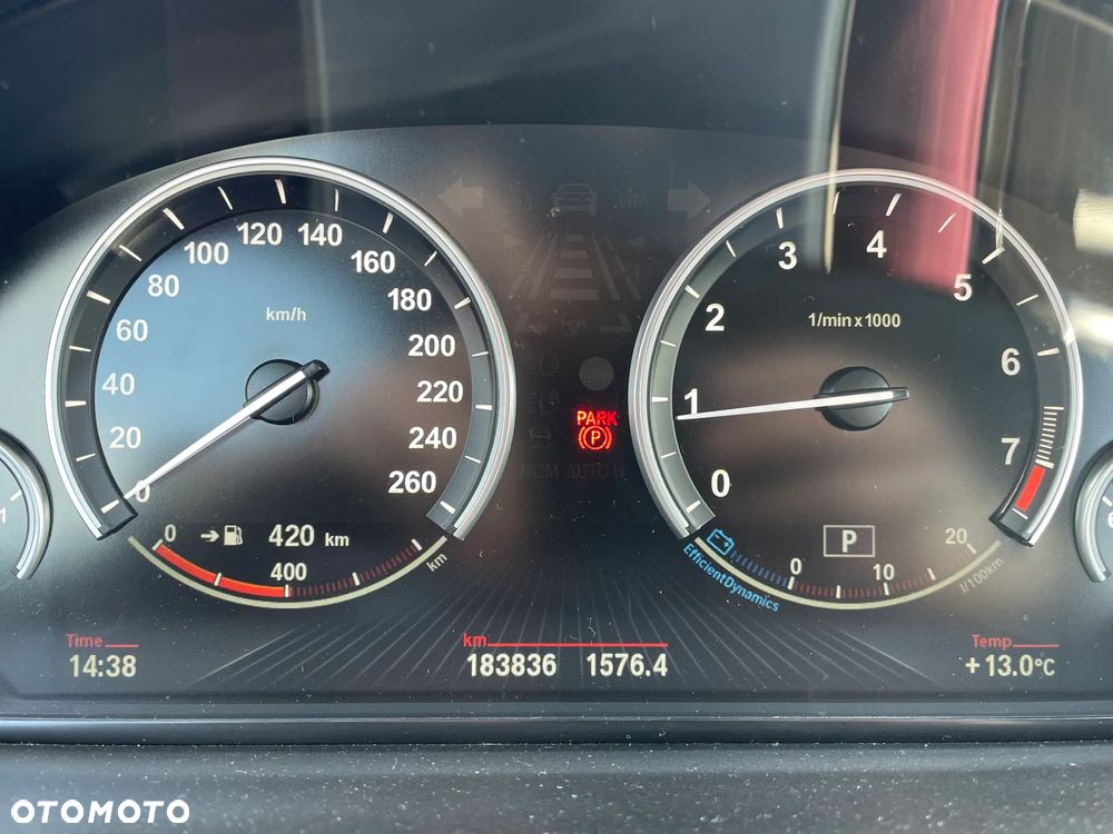 BMW Seria 5 528i - 8