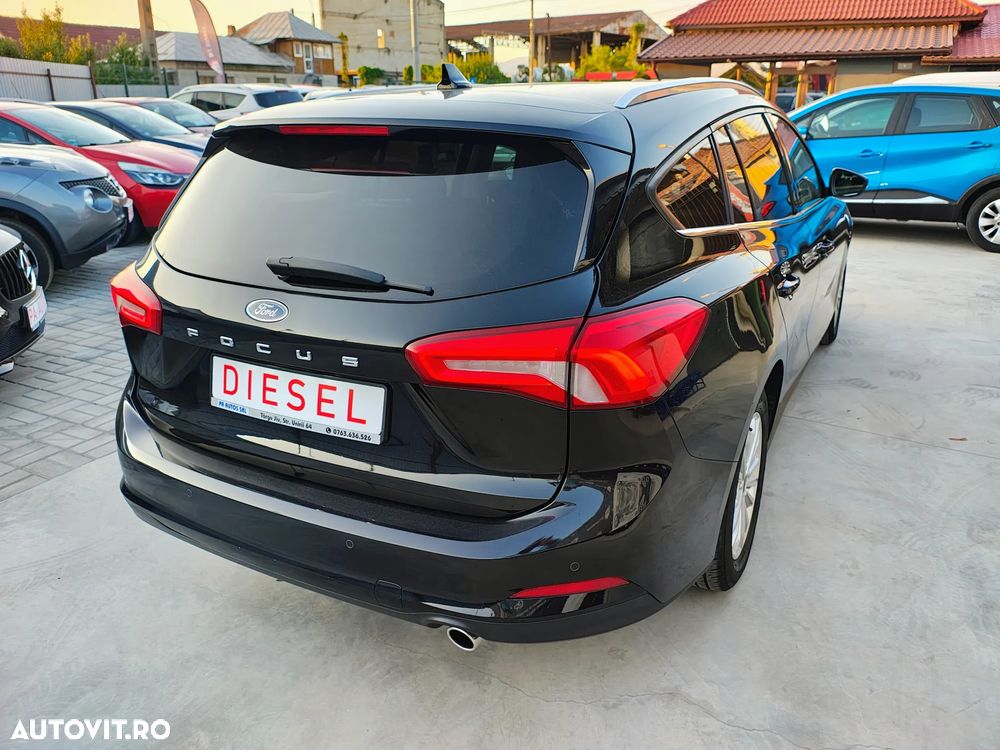 Ford Focus 1.5 EcoBlue Start-Stopp-System Aut. TITANIUM DESIGN - 3