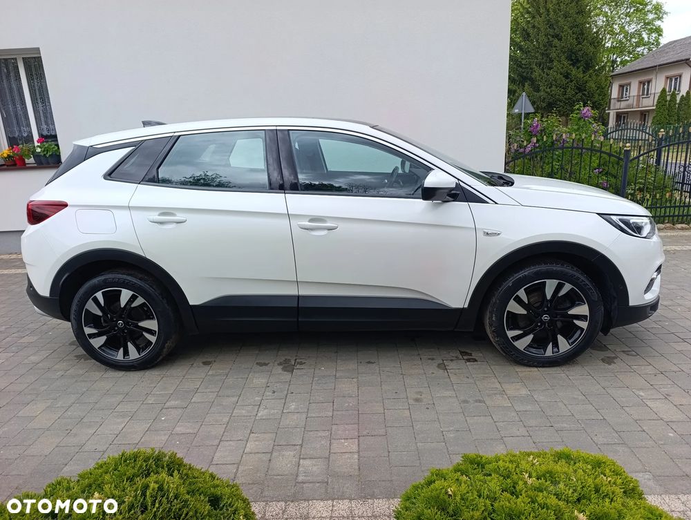 Opel Grandland X 1.2 T GPF Elegance S&S - 3
