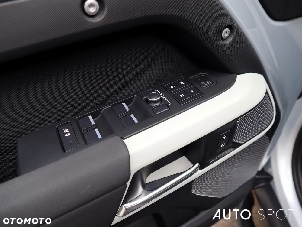 Land Rover Defender 110 3.0 P400 mHEV First Edition - 21