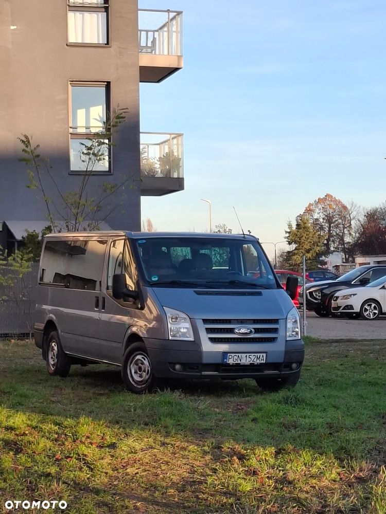 Ford Transit - 1