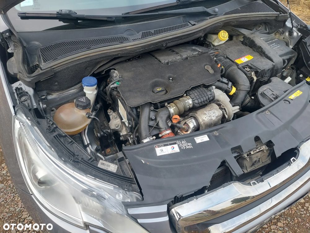 Peugeot 2008 e-HDi FAP 92 STOP & START Active - 15