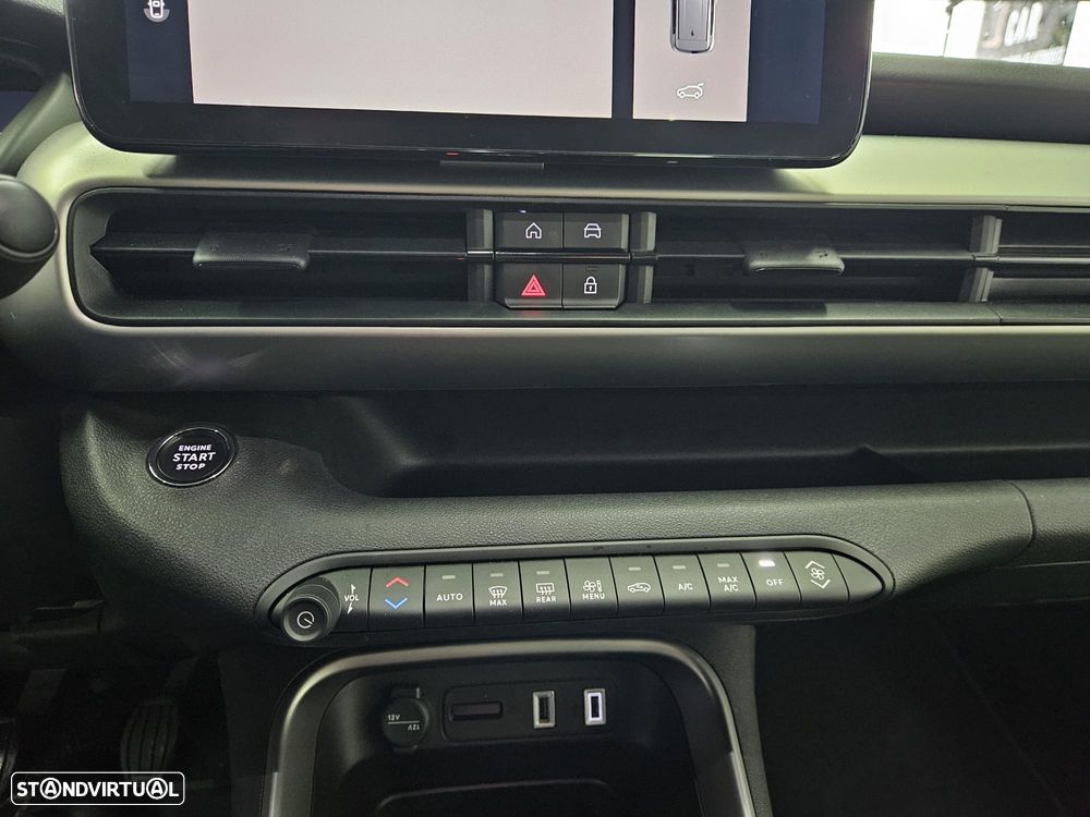 Jeep Avenger 1.2 GSE T3 Altitude - 20